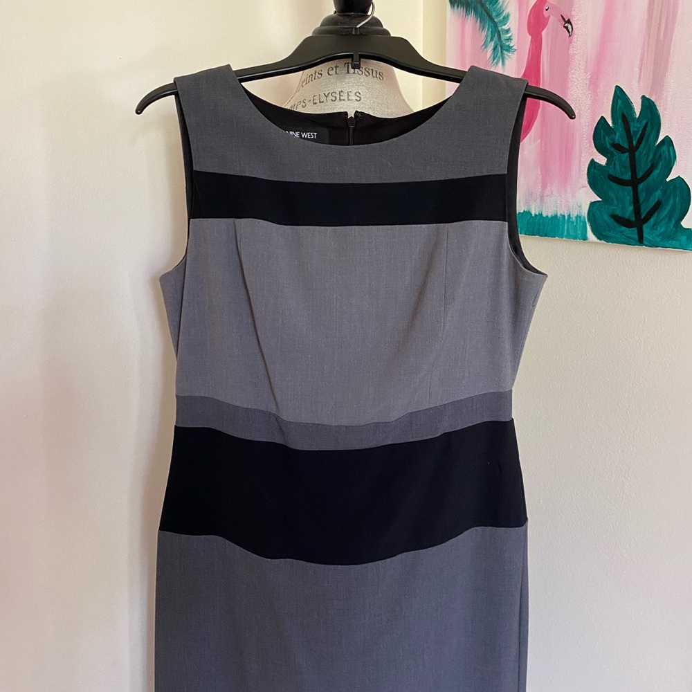 Dress - Picture 2 of 4